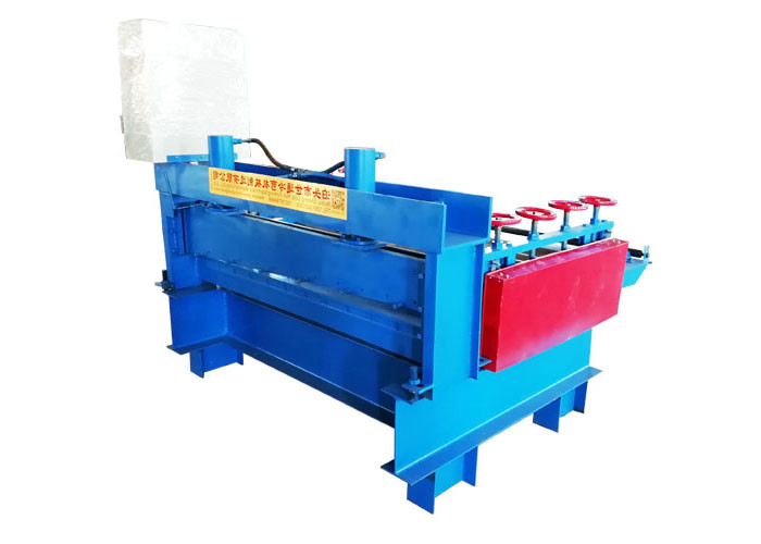 Steel Coil Slitting Shearing Metal Machine , Metal Guillotine Machine For Change Size