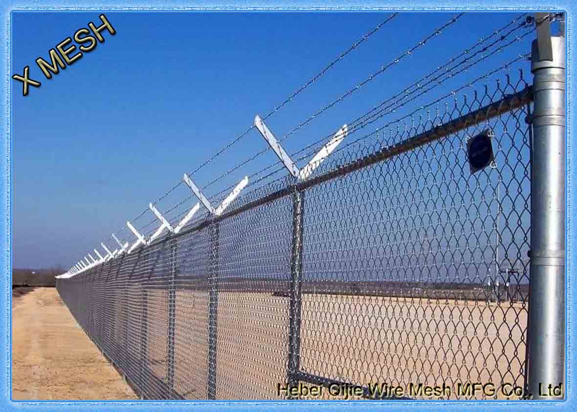 chain link fence