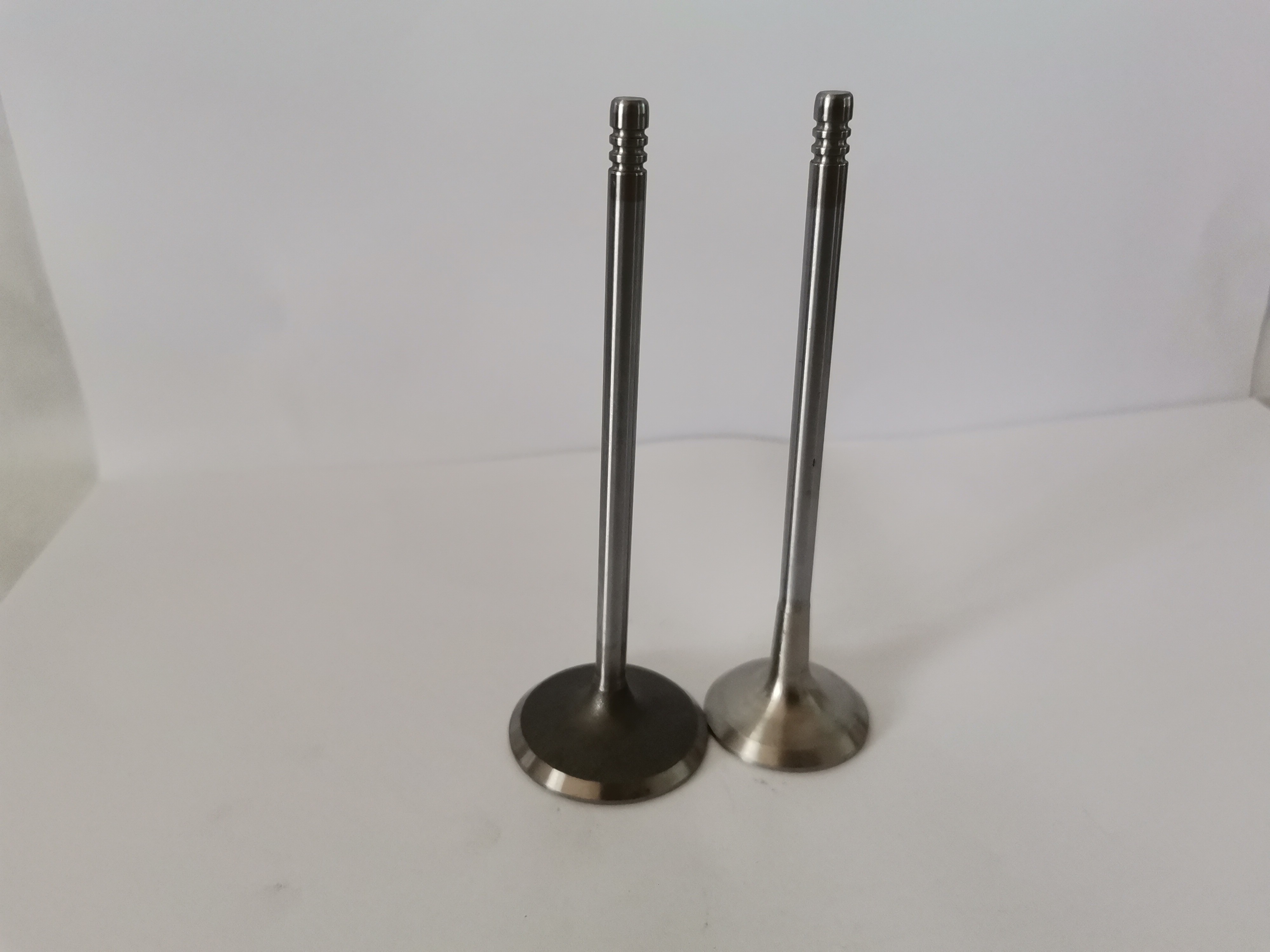 FIAT FIRE 1.4L 8V EVO car diesel Exhaust Valve 4257EC Engine Spare Parts