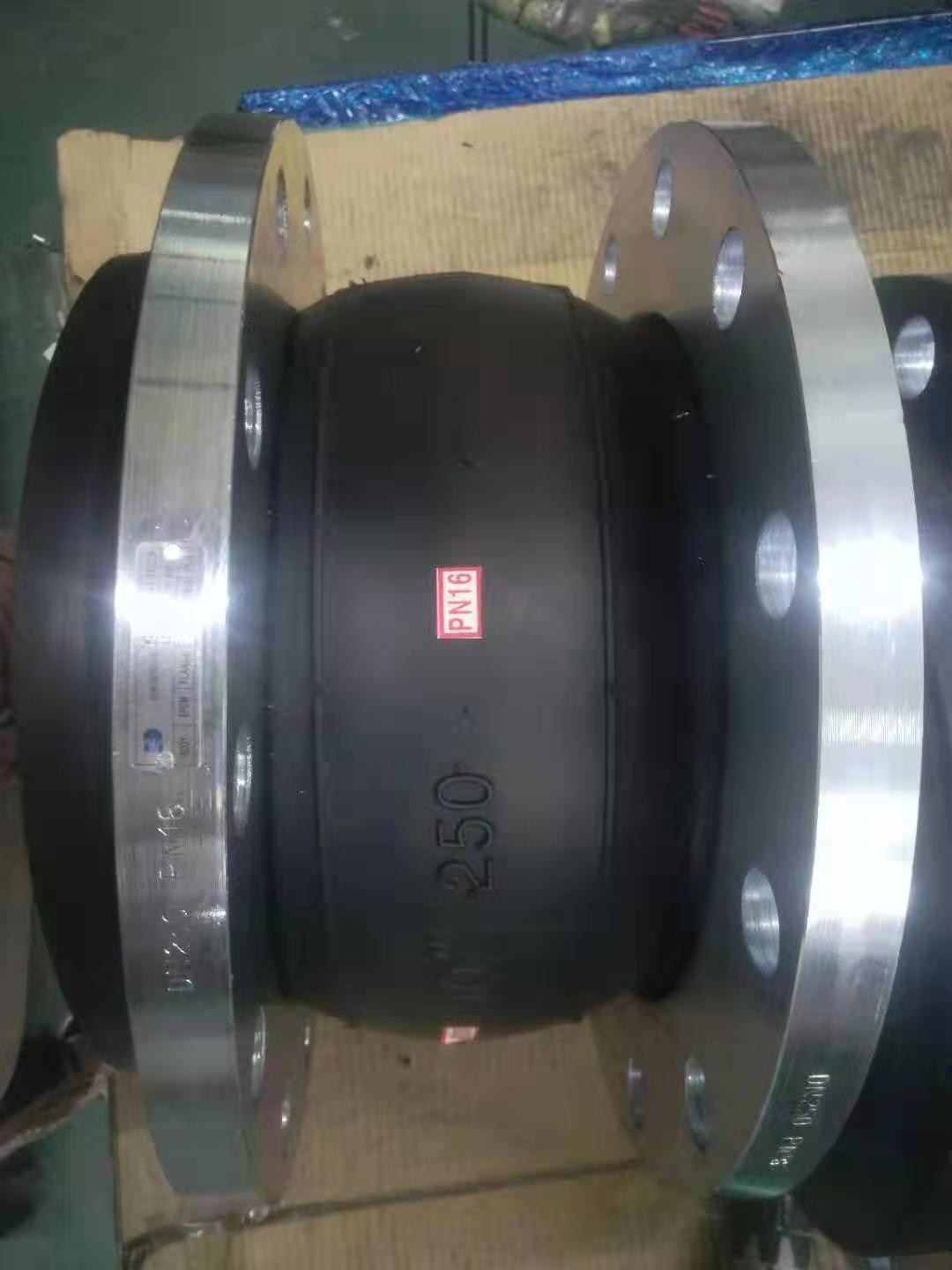 Customized Carbon Steel Coupling Bellows Rubber Compensator EPDM Expansion Joints pn16