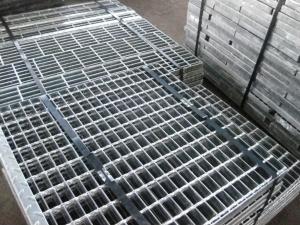 Wholesale 1x1m Weld Mesh Platform ASTM A123 Industrial Steel Grating from china suppliers