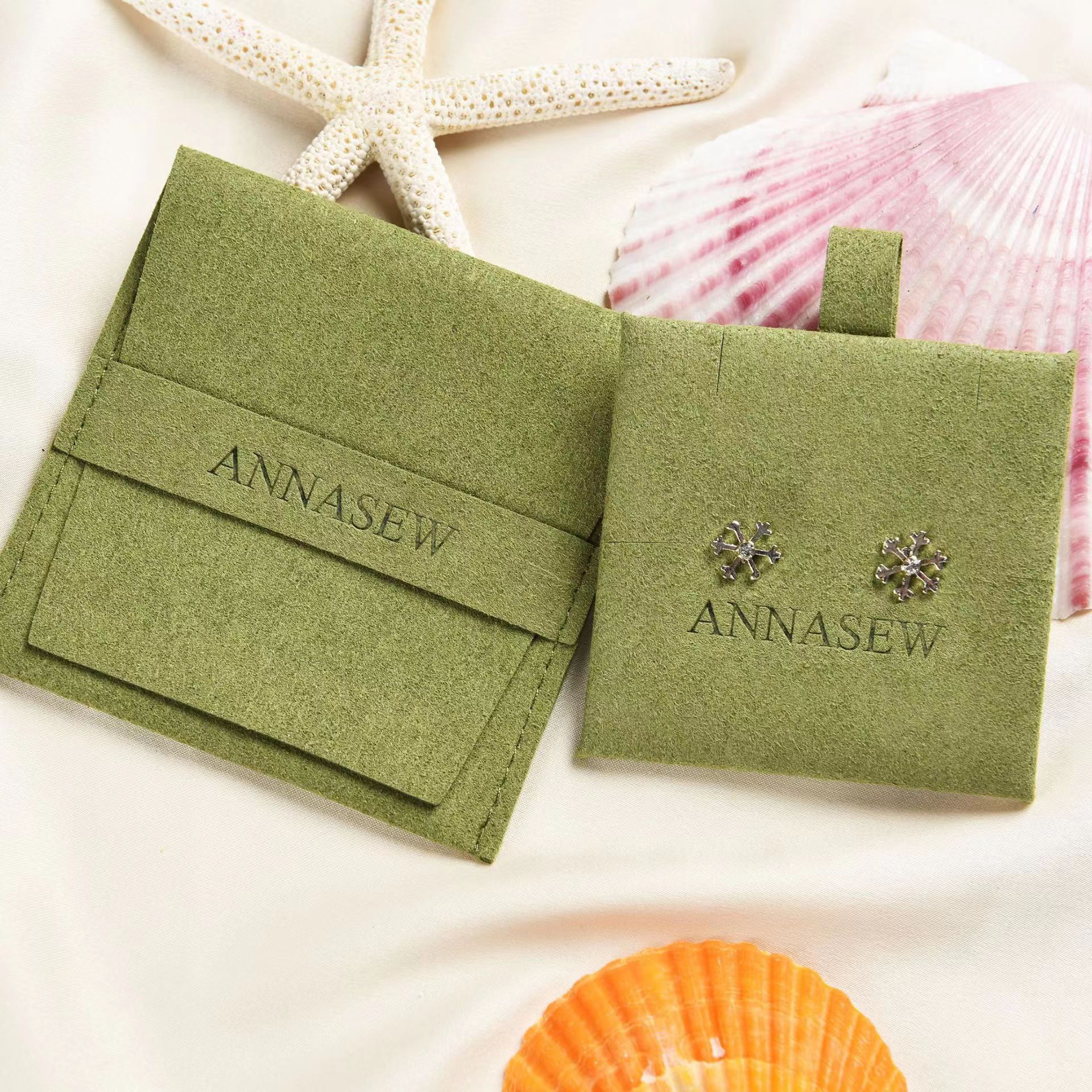 Factory custom microfiber Carrying bags Suitcases Gift boxes Pouches Jewelry bracelets earrings Envelope bags Jewelry ba
