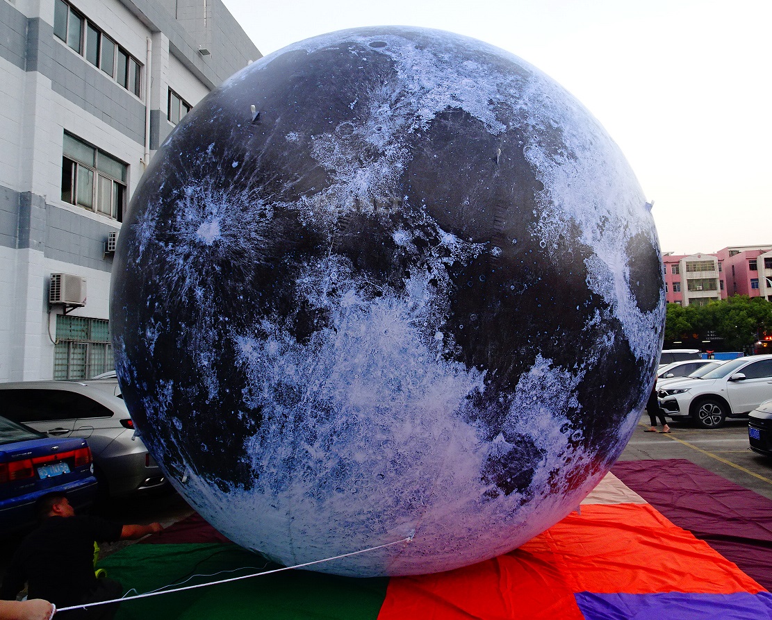Customized Event Giant Advertising Inflatable Moon Model Large Inflatable Moon Balloon with Led Light