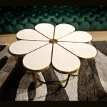 Nordic Flower Shape Hotel Lobby Furniture Metal Leisure Marble Tea Table