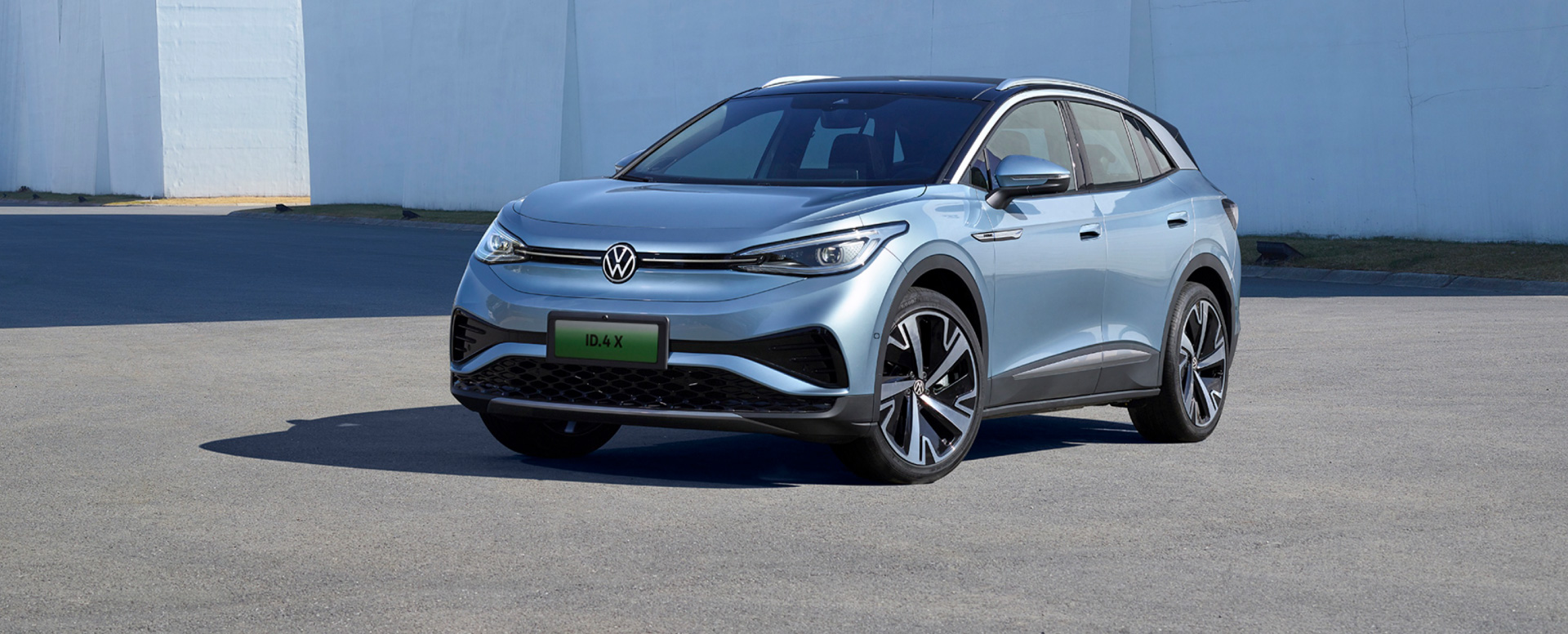4612*1852*1640mm VW ID4 X Electric Car with 170Ps Motor and speed SUV Design
