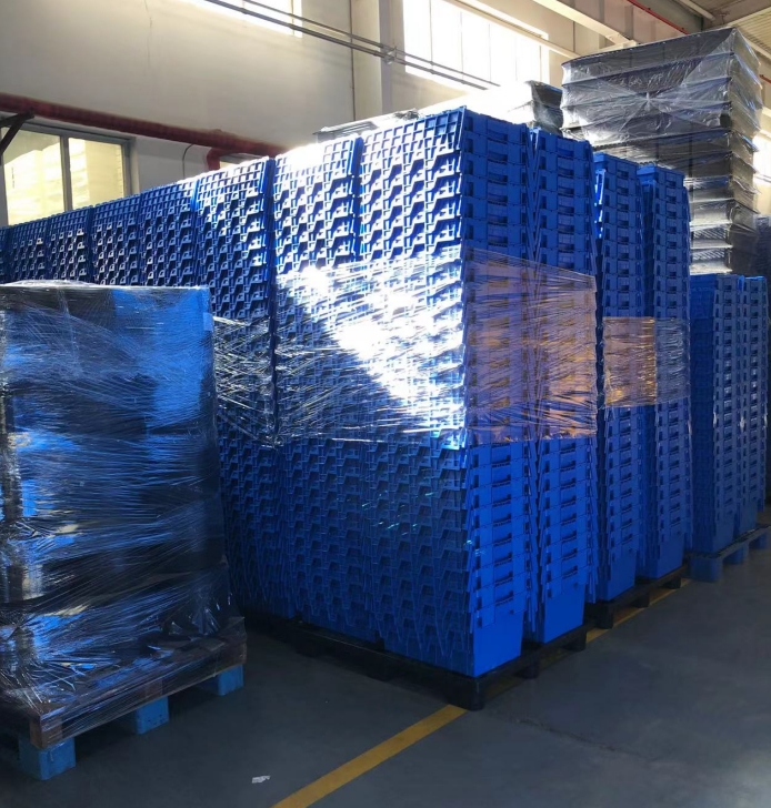 Popular Style Stackable Nestable Plastic Moving Crate for Storage and Transportation