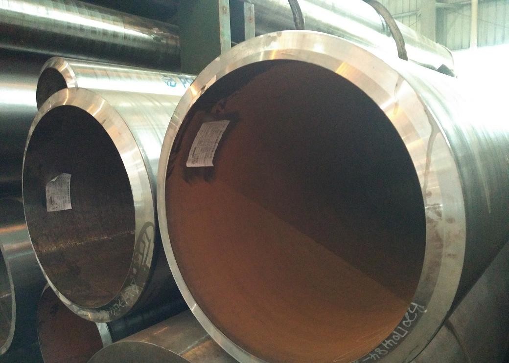 High Pressure Seamless Steel Tube Pipe Hot Rolled 38'' Heavy Wall Thickness