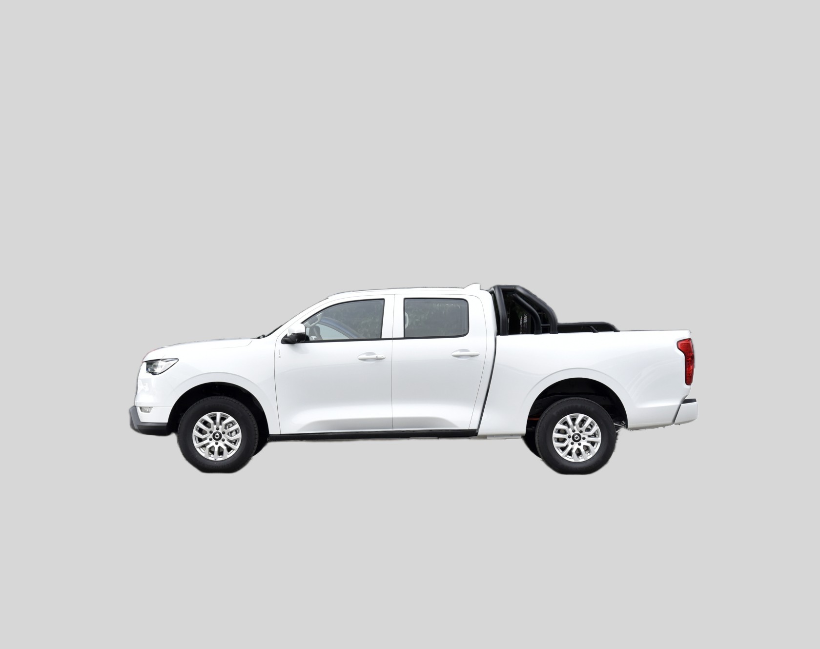 China's sales king GWM electric pickup truck Cannon EV four-door five-seater driving range of 405KM EV pickup truck