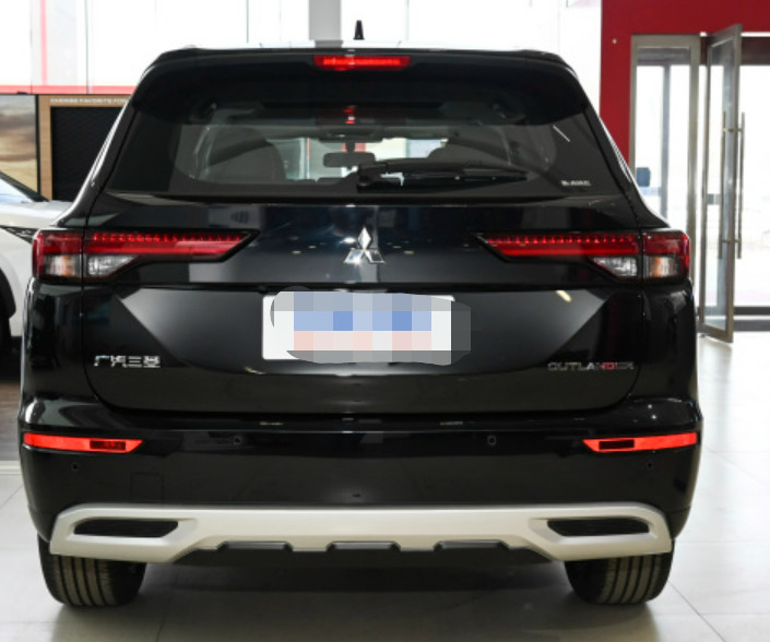 Outlander 2023 Model 1.5t Cvt Four-Wheel Drive Zhuoyue Version 5 Seats Compact Car