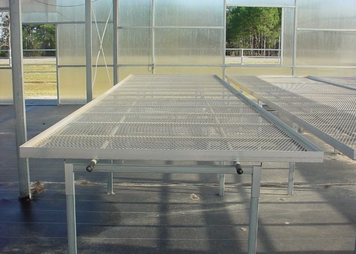 Galvanized Expanded Metal Plant Bench Table Greenhouse For Flower Vegetable Stand