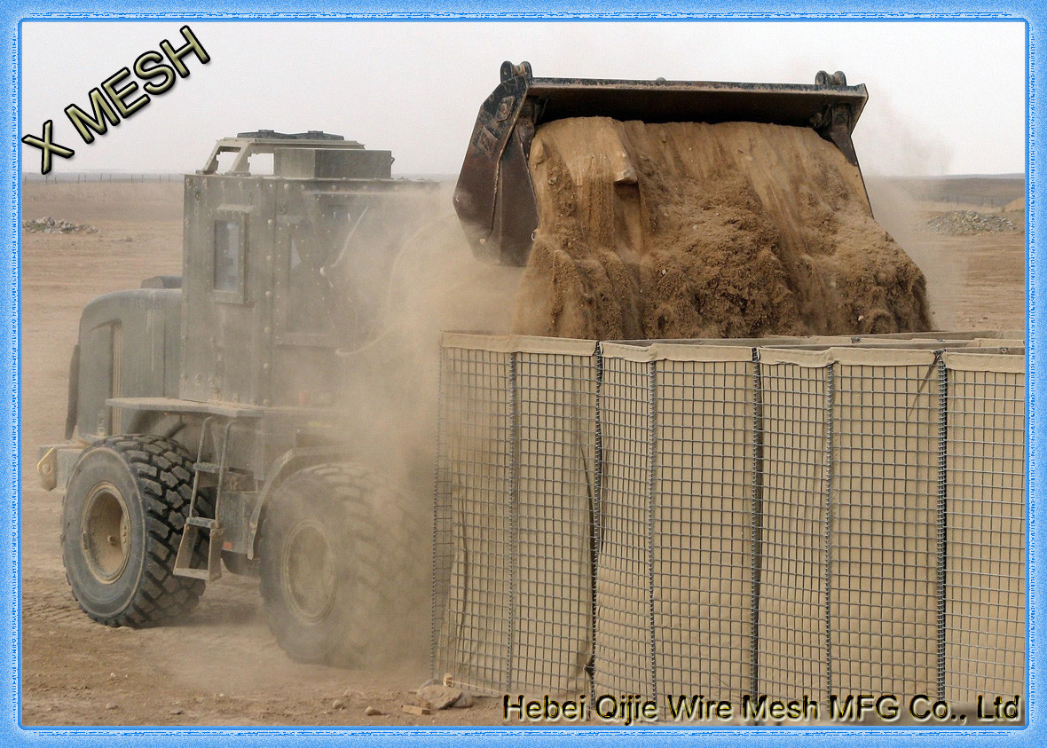 Hot Galvanized Welded Wire Mesh Sheets / Panels Barrier For Military ASTM Standards