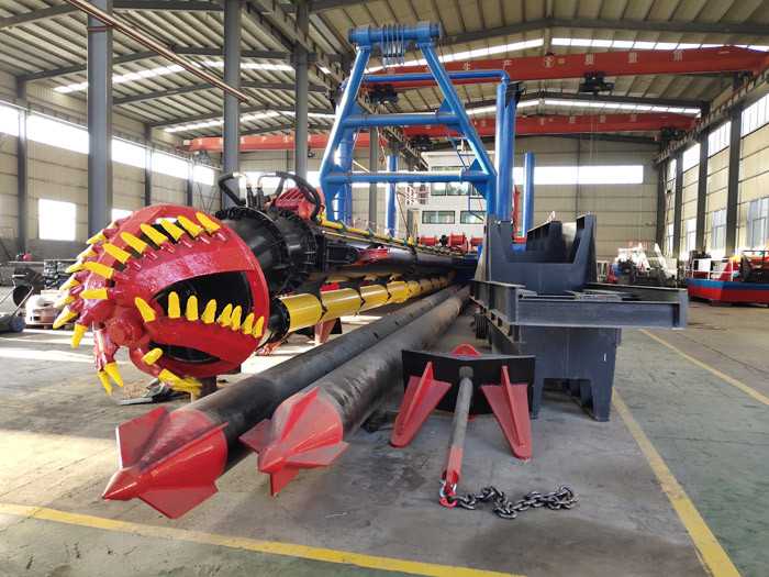 WN500 Sand Pump Hydraulic Dredger Equipment Is Designed To Be 40 Meters Long Cutter suction dredger