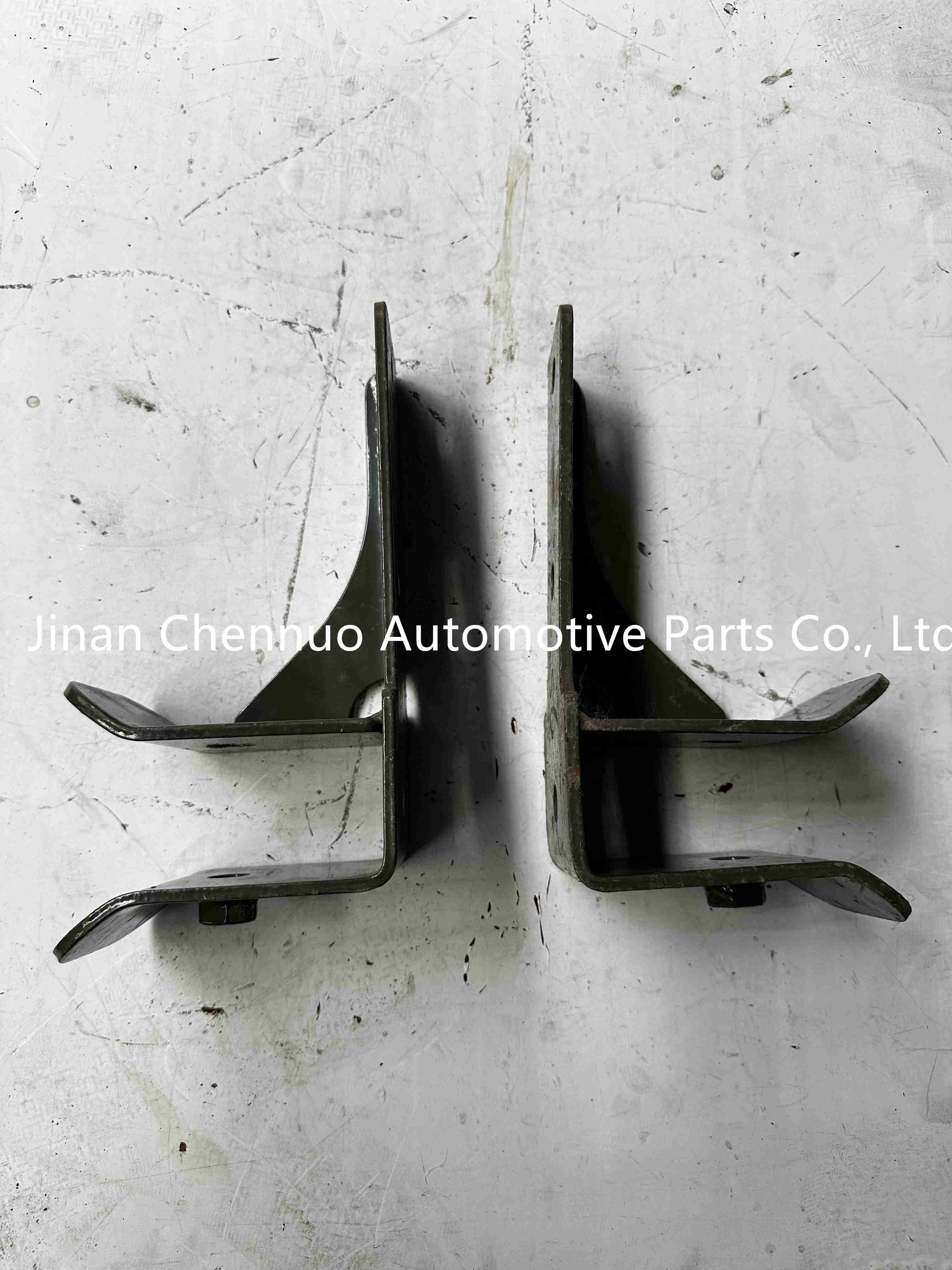 850W41701-5055 850W41701-5056 Rear Suspension Left And Right Upper Brackets Heavy Truck Part