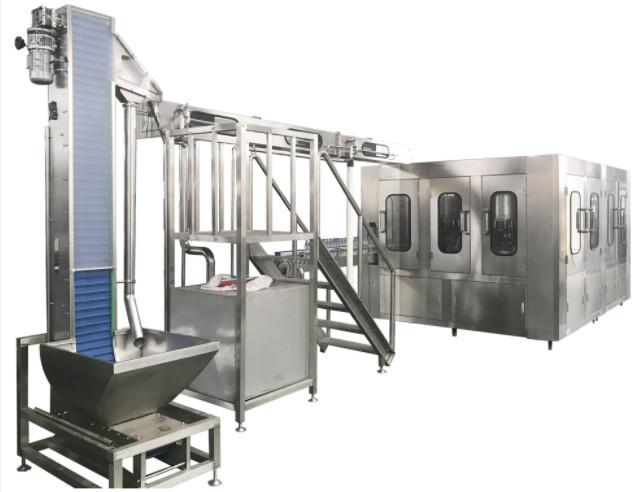 480V 3P Water Production Line 5500KG RCGF Water Bottle Filling Machine