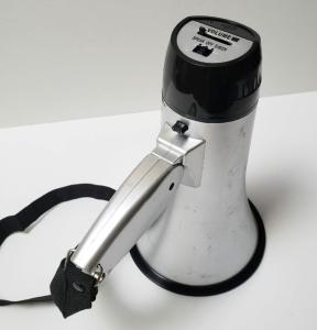 Wholesale Lithium Battery Operated Bullhorn Bullhorn 20W 1 Channel Small Plastic Cheer Megaphones from china suppliers