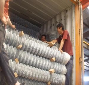 Wholesale china seller,chain link gate,fence parts,dog fence,galvanized chain link fence from china suppliers