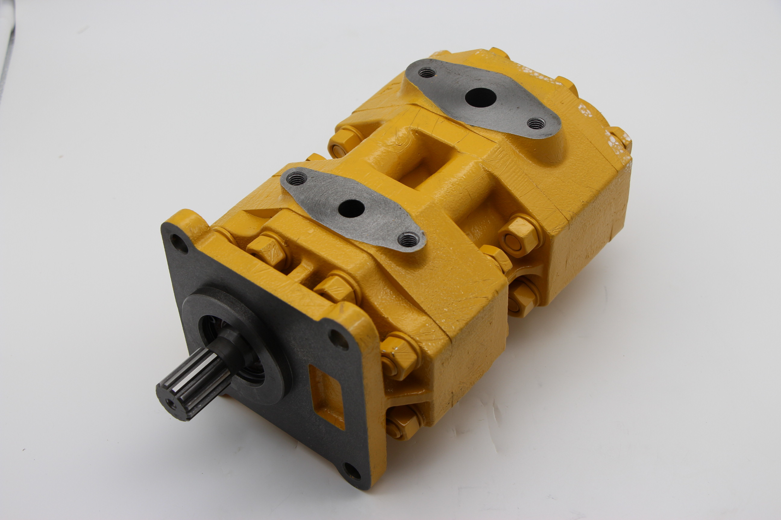 16T-70-10000 hydraulic pump for SD22 SD23 SD16 bolldozer part