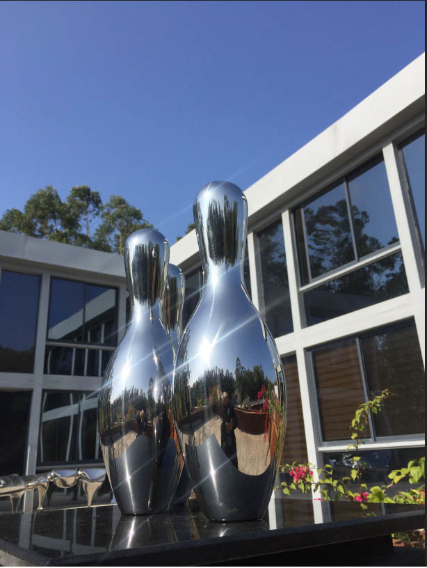 0.5m Height Home Decor Sculptures Polished Stainless Steel Corrosion Resistance