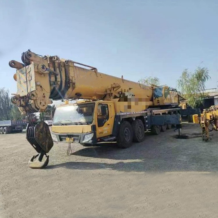 QAY400 Telescopic Crane Truck The Perfect Solution for Your Construction Needs