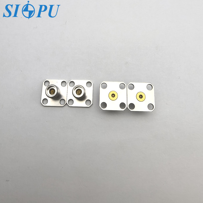 2.92 Female RF Coaxial Connector Four Hole Flange Mounted Socket