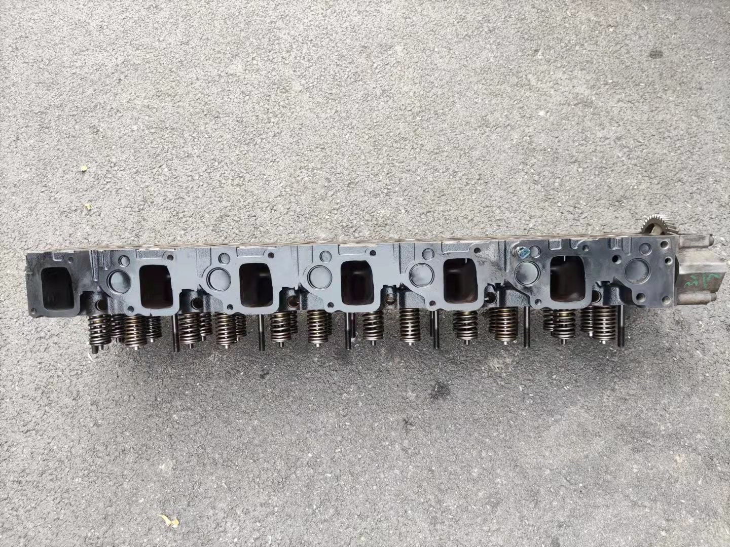 Diesel Used Engine Cylinder Head 6WG1 For Excavator ZX450 ZX470-5 Original