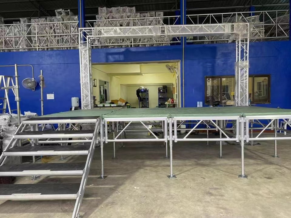 Customized 18mm Plywood Aluminium Stage Platform For Concerts Events