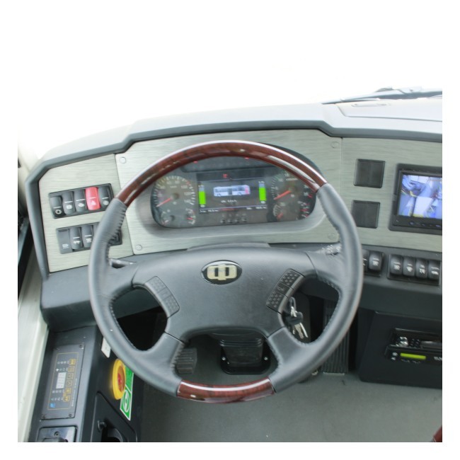 Yuchai Diesel Engine Bus 25 Seater Coaster Bus Emission IV