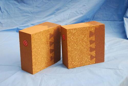 17.5% POROSITY ALUMINA SPINEL BRICKS HIGH REFRACTORINESS, USED FOR REFINING