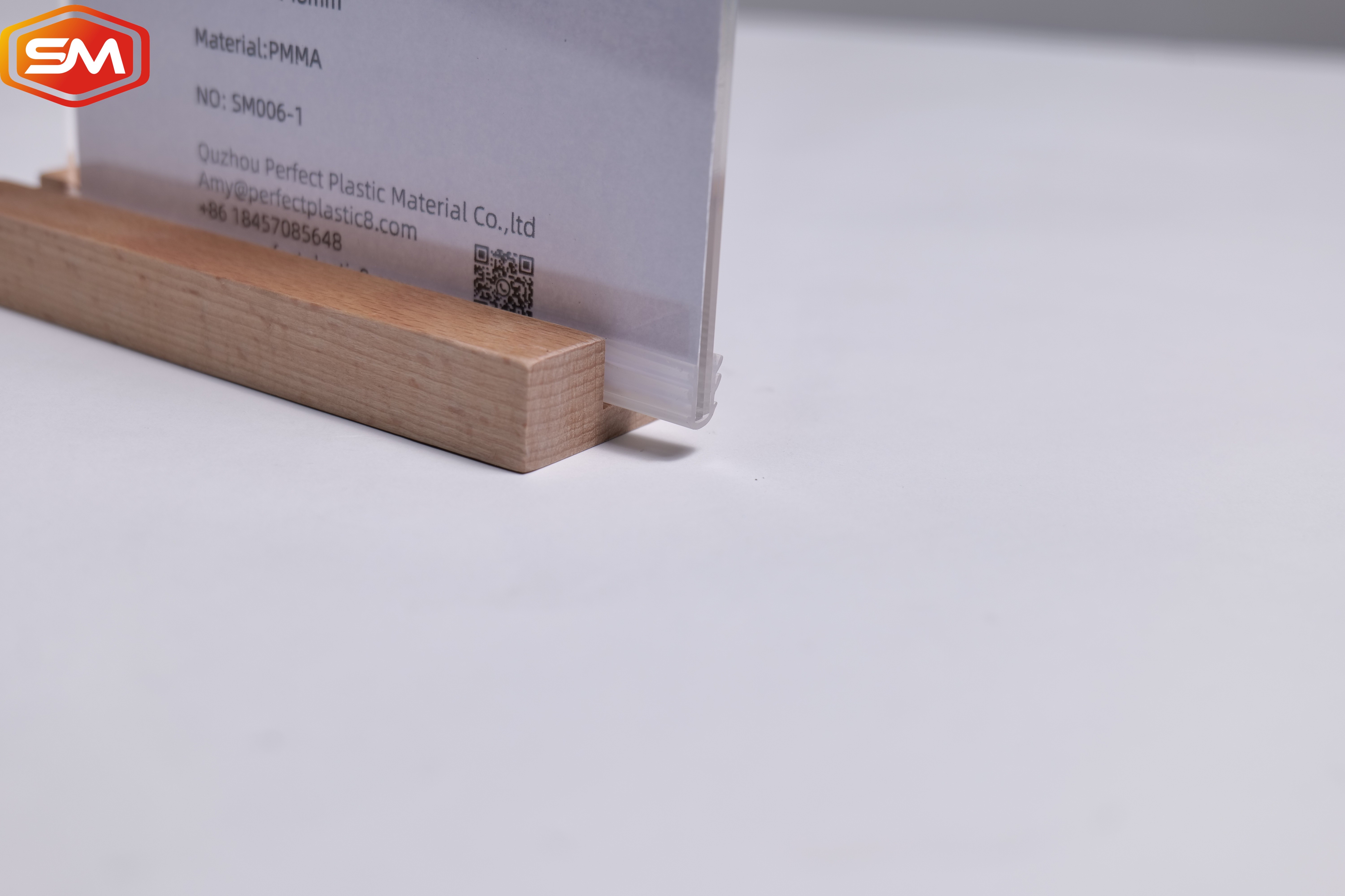 Beech Wood Wooden Base T Shape Clear Acrylic Sign Holder Wedding Menu Card Display