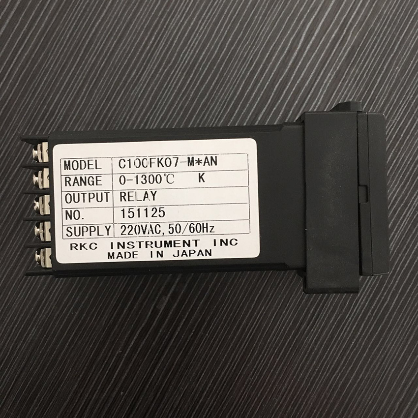 RKC REX C100 digital PID temperature controller