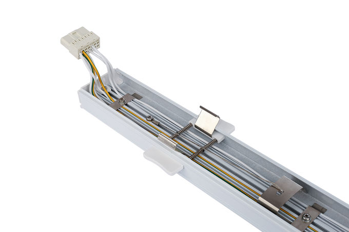 Universal Plug and Play LED linear Module for Multiple Brands of Trunking System