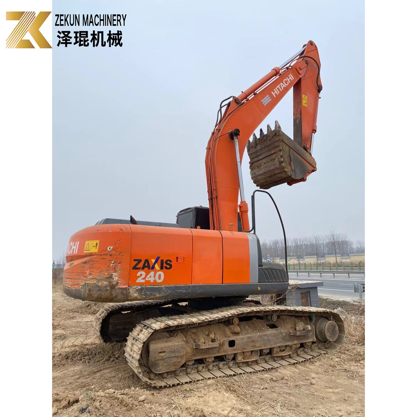 4001-6000 Working Hours Hitachi ZX240-5 Crawler Excavator with Other Hydraulic Valve