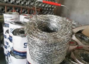Wholesale Galvanized Barbed Concertina Razor Wire PVC Coated 14x14 16x16 500m from china suppliers