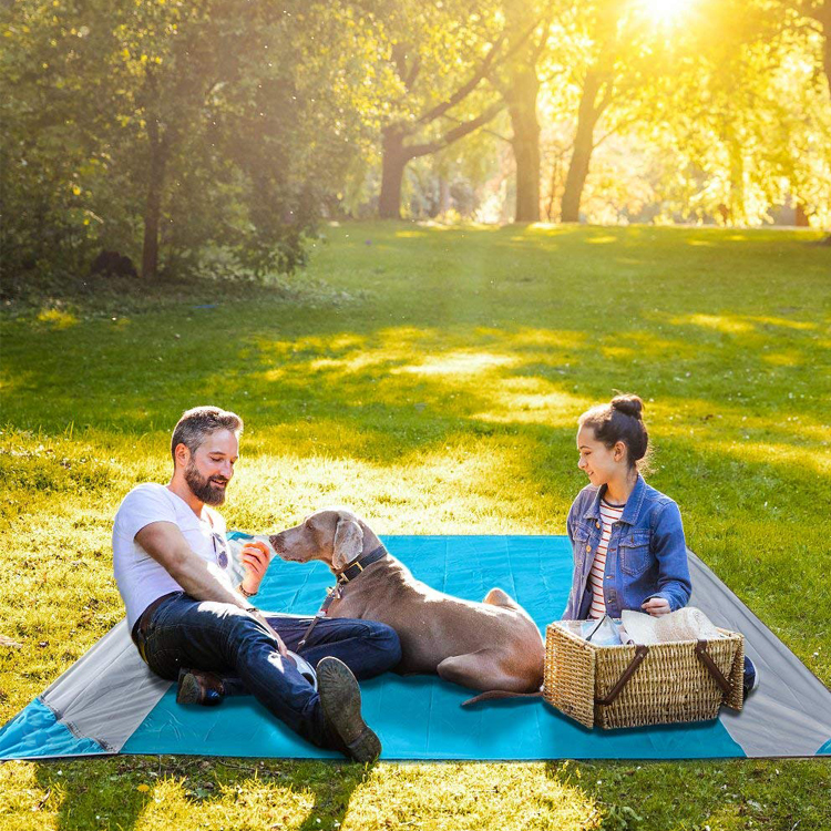 Outdoor Camping Sand Proof Ripstop Nylon Waterproof Compact Beach Blanket / Oversize Picnic Blanket / Beach Mat