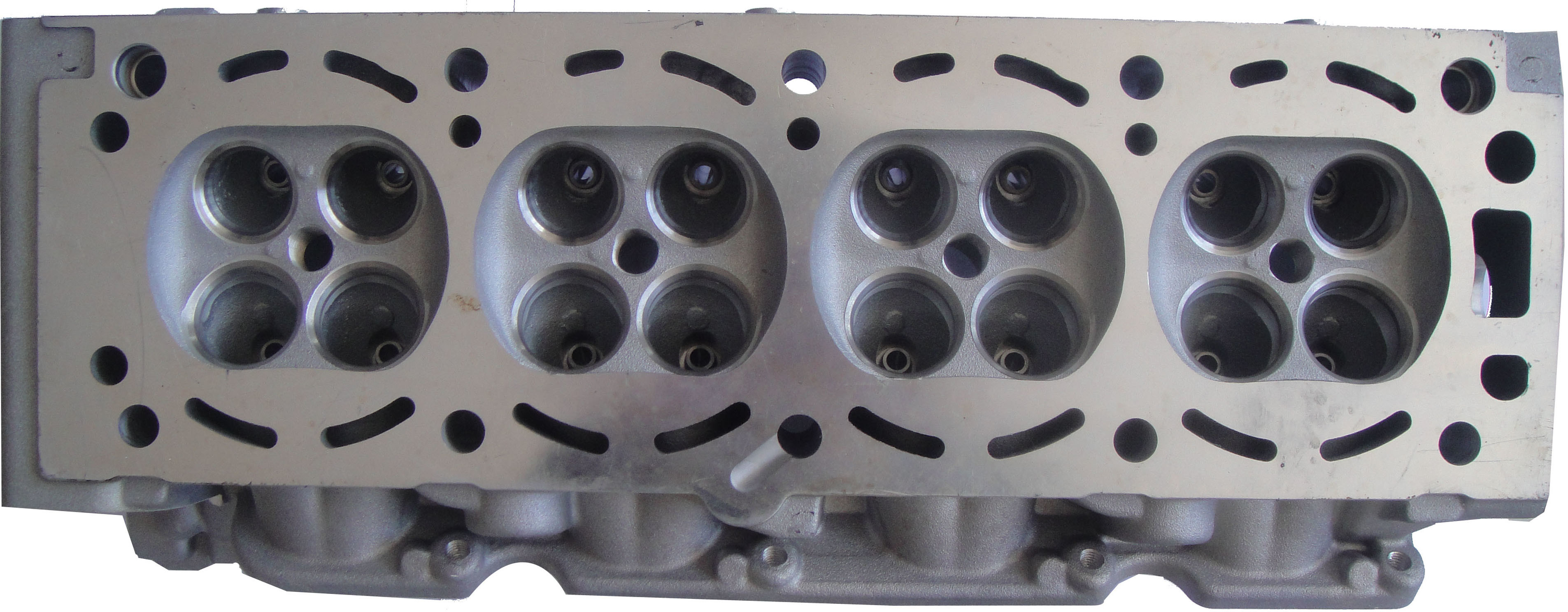 CYLINDER HEAD 1.8 X18XE 2.0 X20XEV OPEL CHEVROLET HOLDEN VAUXHALL ASTRA VECTRA OMEGA 90542815, 93300238, 5607055