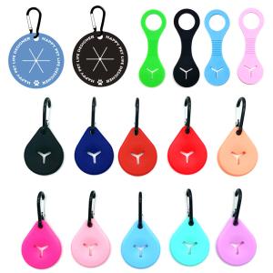 Wholesale OEM Hands Free Round Dog Poop Bag Clip Silicone Pet Poop Bag Holder With Hook from china suppliers