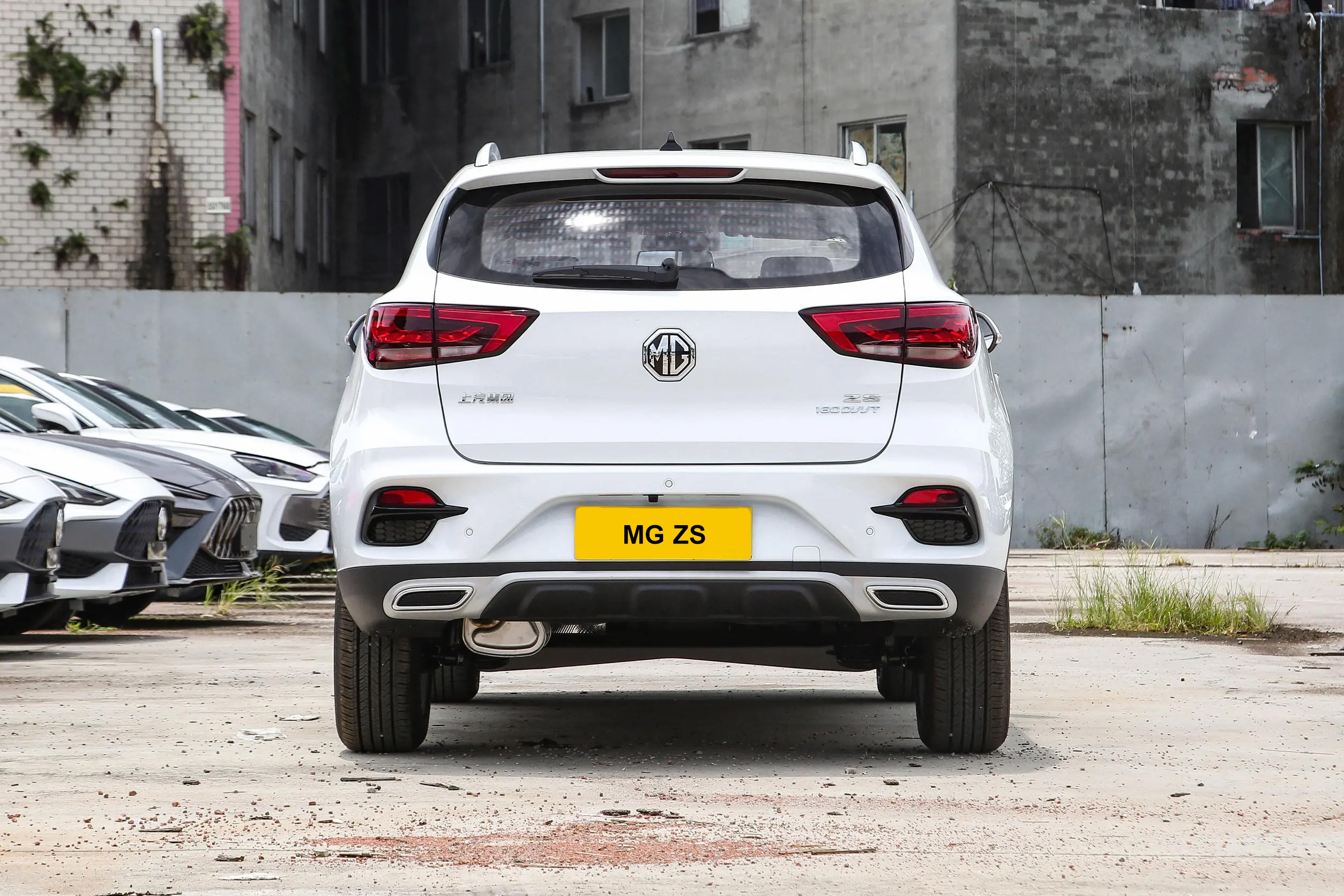 Front 2WD 180DCVVT Automatic Global Million version 1.5L CVT 5 Seats LED Headlight MG ZS 2022 Used Cars for Your Requirements