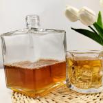 Freely Collar Material Glass 550ml 750ml Whisky Empty Whiskey Bottle for