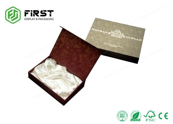 Cardboard Gift Box Personalized Glossy Printed Customized Magnetic Closure Gift