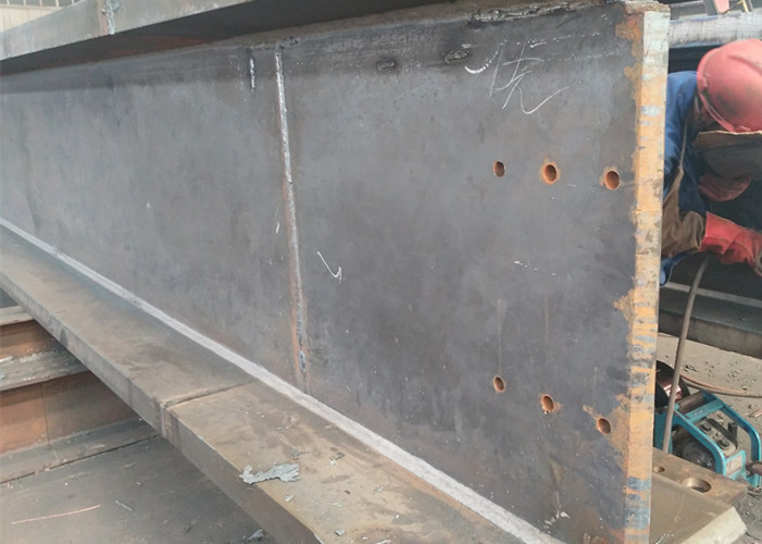 Oem Steel Fabrication Services Heavy Steel Structure Frame Multi Storey With Stud