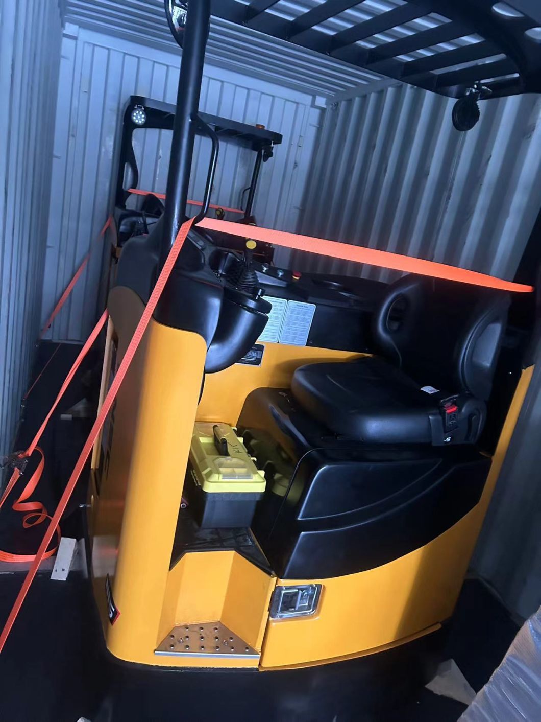 Snsc 1500kg 2000kg Reach Forklift Double Scissor Reachtruck