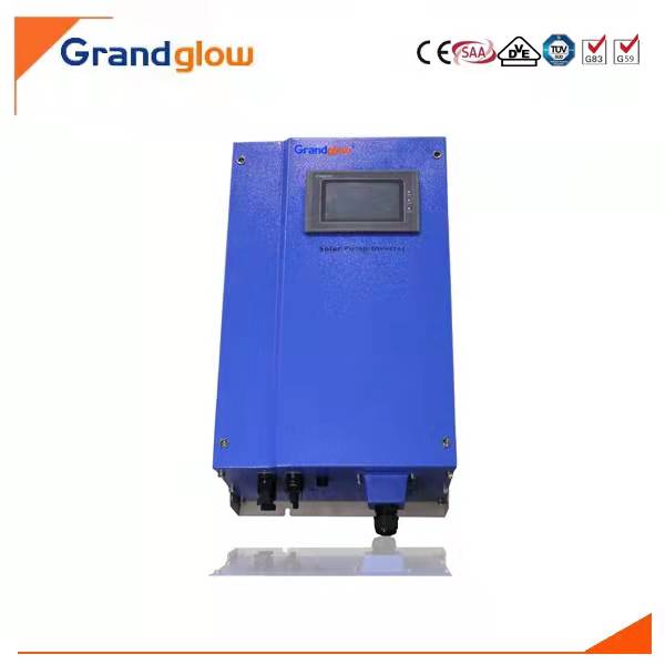 2.2KW Solar Pump Inverter GPRS Function Three Phase LCD 800VDC