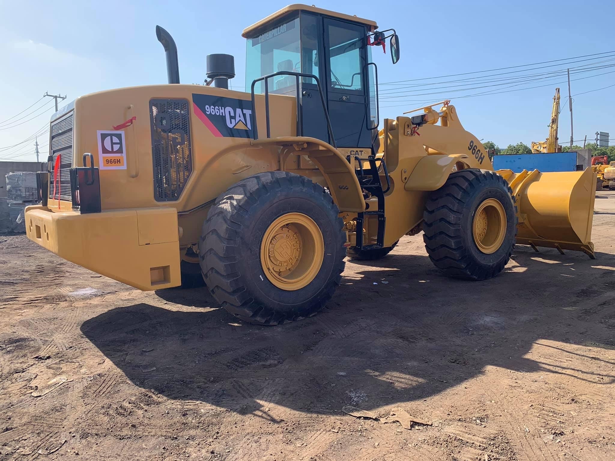 Japan Used Caterpillar Loader In Good Condition 6 Ton Cat 966F CAT 966G 966H Wheel Loaders For Sale