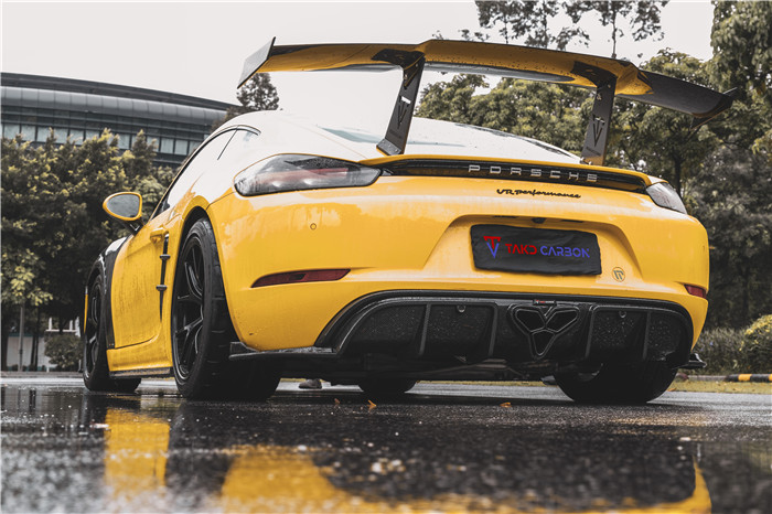 For Porsche 718 Boxster Cayman Body Kit Carbon Fiber Material 718 Carbon Fiber Rear Diffuser EVO Style 718 Carbon Fiber Body Kit