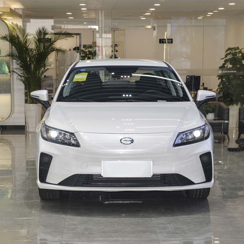 New Affordable 5 Seats Energy Vehicle Auto Electric Car Aion S Xuan Sedan