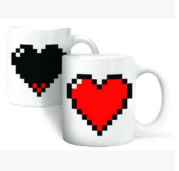 New creative gift product Heart colour change temperature sensing ceramic mugs