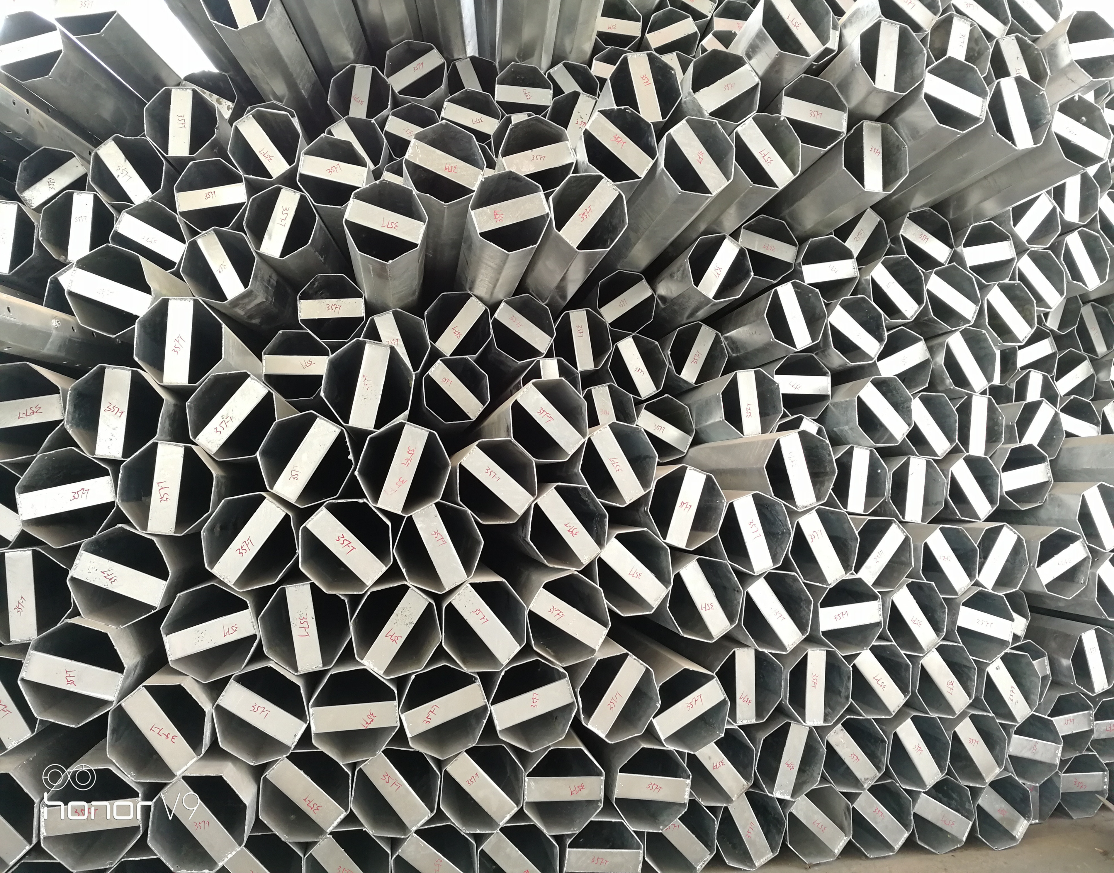 69KV HDG Octagonal Galvanized Steel Pole for 30FT 35FT Distribution Burial Type