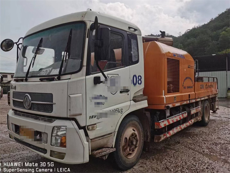 Truck Mounted Used Concrete Line Pumps , 186Kw Industrial Concrete Pumping