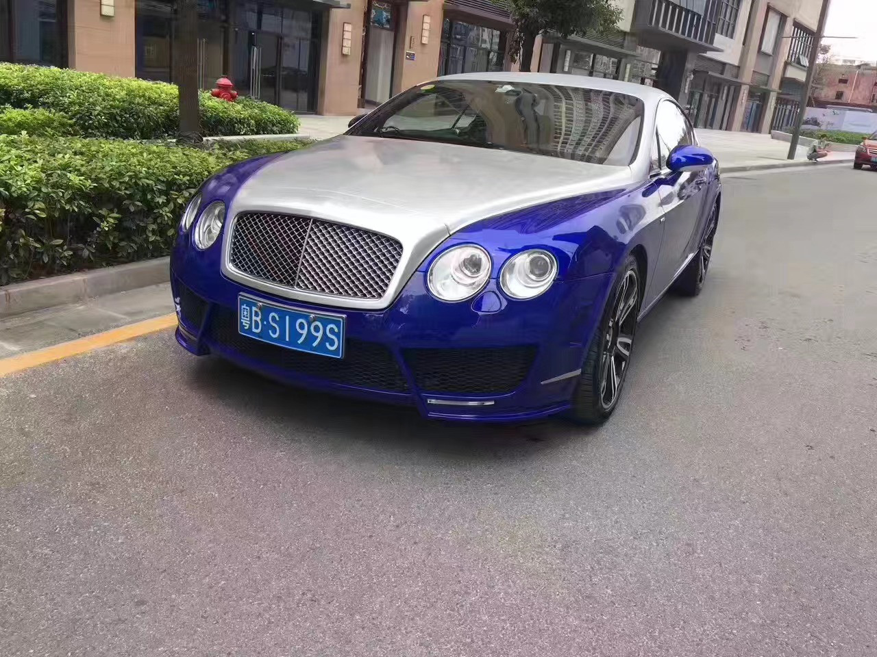 For Bentley Continental Body Kit Continental GT Upgraded MSY-style Carbon Fiber Body Kit for Front and Rear Bumpers