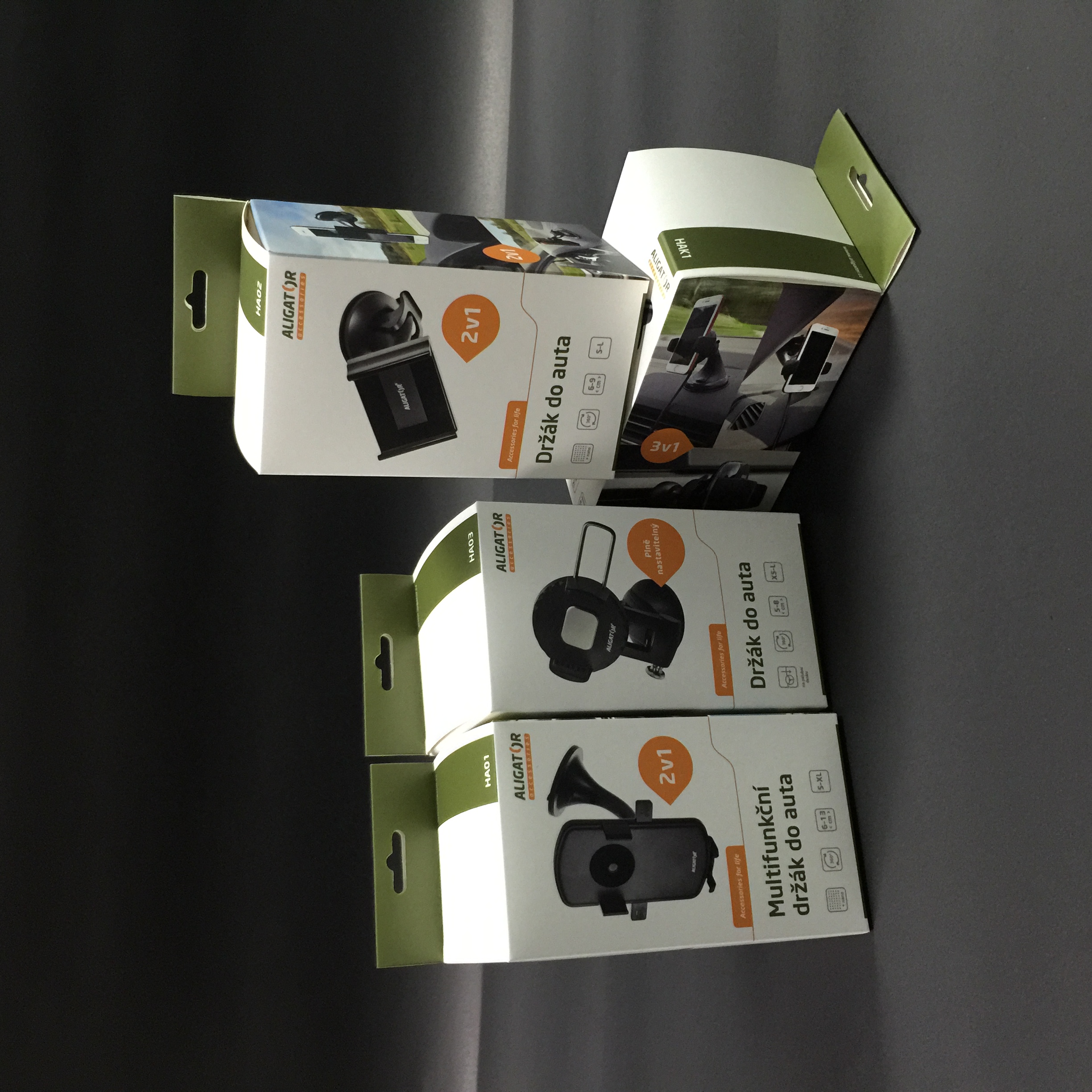 Tuck Corrugated Cardboard packaging Box , Hang Tab Boxes Custom Logo Printing